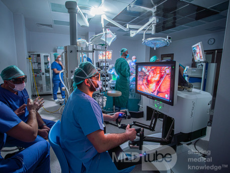 Versius in Clinical Use in Urology at Salve Medica Medical Centre, Łódź – Surgeon Console