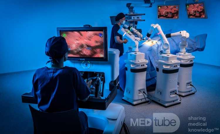 CMR Surgical Prostatektomia Urologia